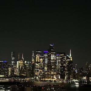 Sunny Apt By The Park Mins Away From Midtown New York
